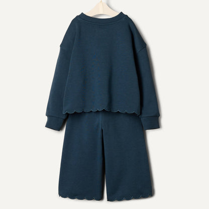 Amazon Essentials x Sofia Grainge Toddlers and Baby Girls' French Terry Pant and Top Set